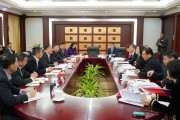 中国进出口银行原董事长胡晓炼：未来的国际货币体系将会更加多元和包容