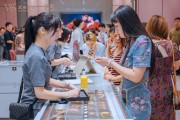 周大福启幕上海首家新形象店