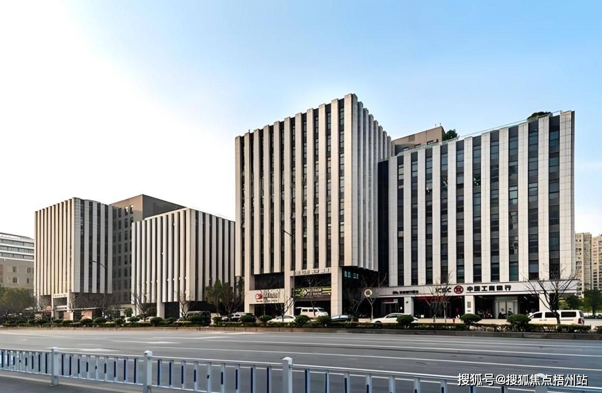 浙大网新ZH12数据中心第2模块商务合同落地 预计服务期内总收入4.81亿元