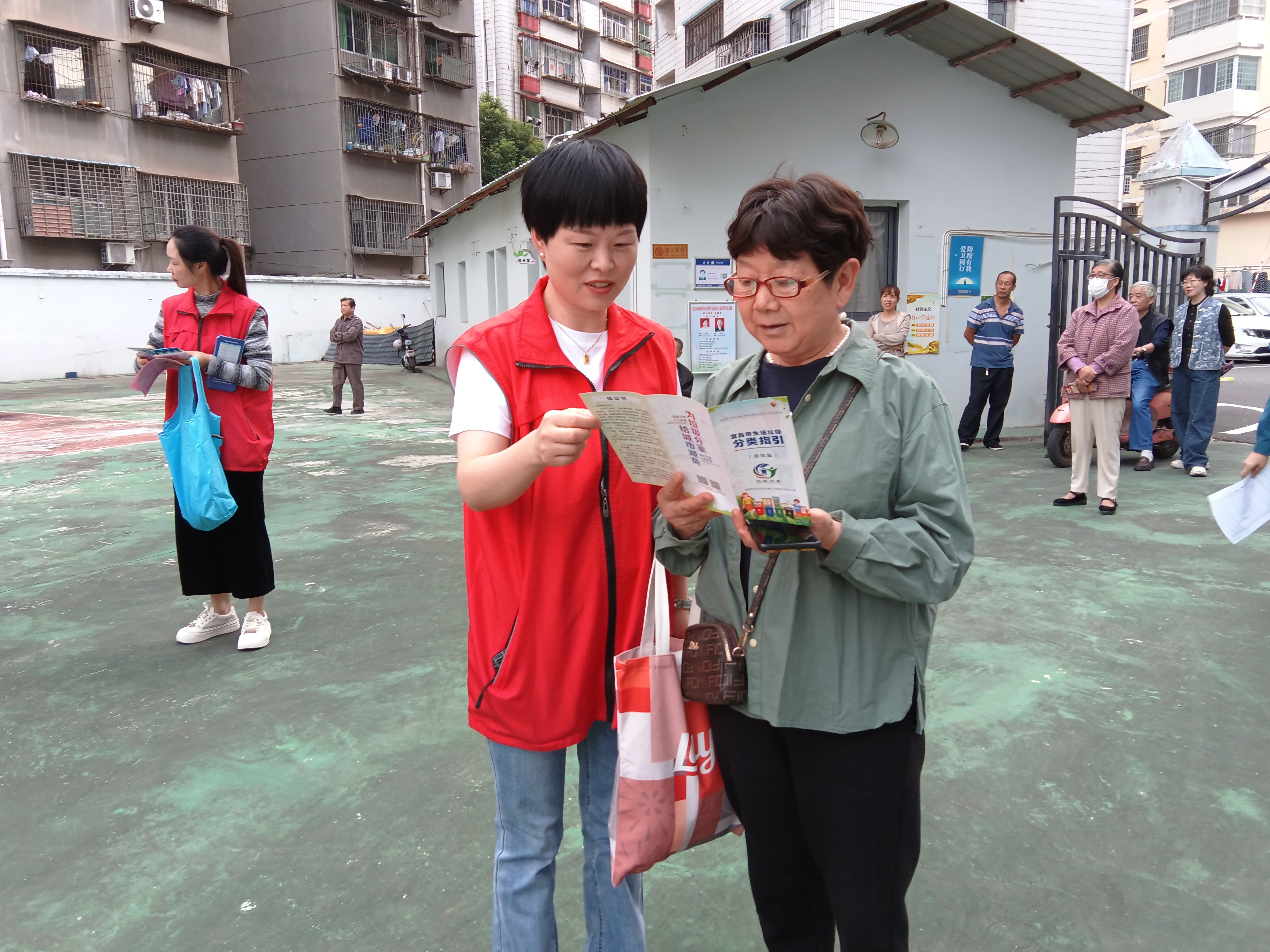 重阳问答�蛉绾谓舛�5月7日金融监管部门发布会公布的各项政策