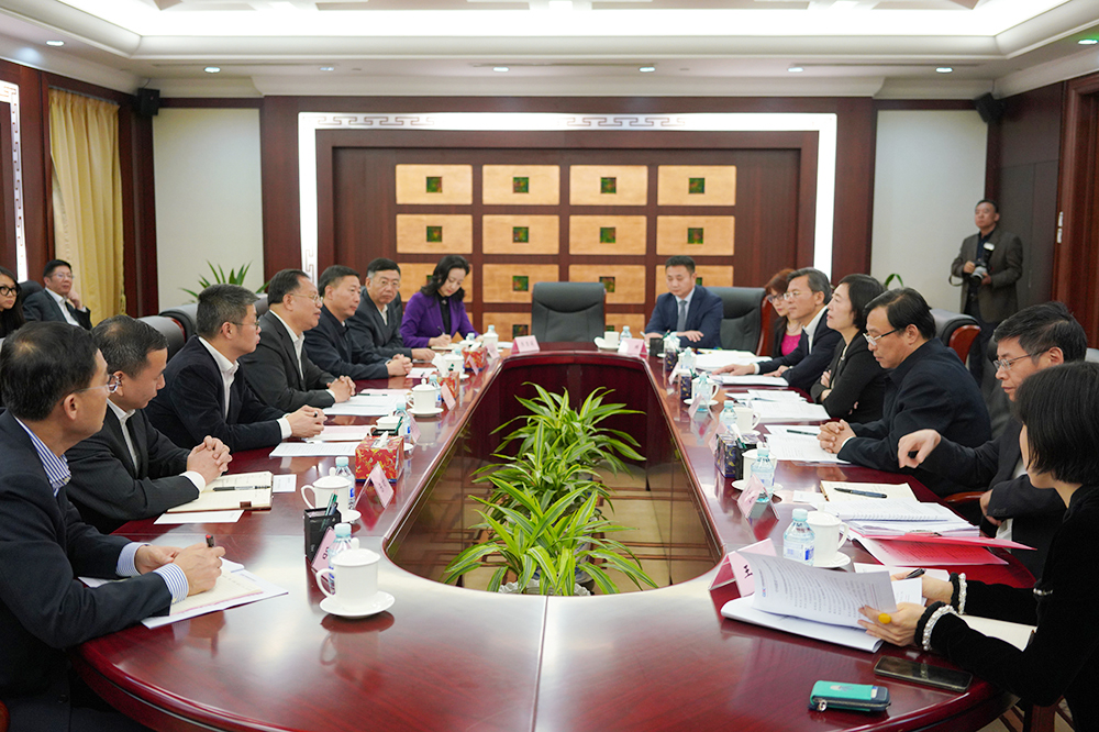 中国进出口银行原董事长胡晓炼：未来的国际货币体系将会更加多元和包容